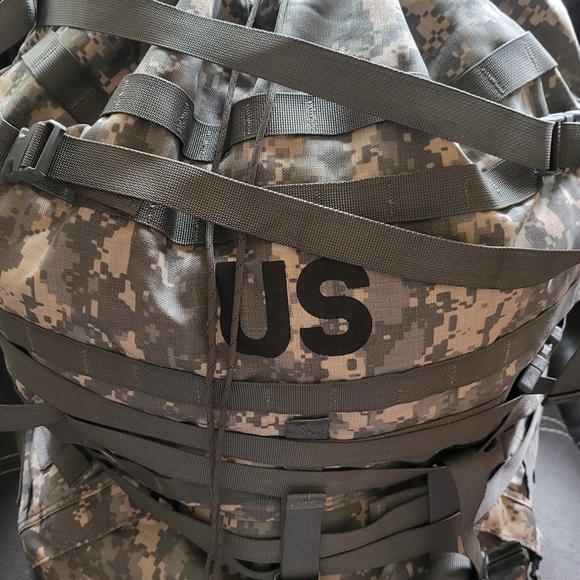 US Military Rucksack - Picture 4 of 4